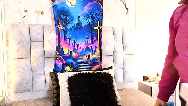 charlotte  G online show from 10/17/25, 11:23