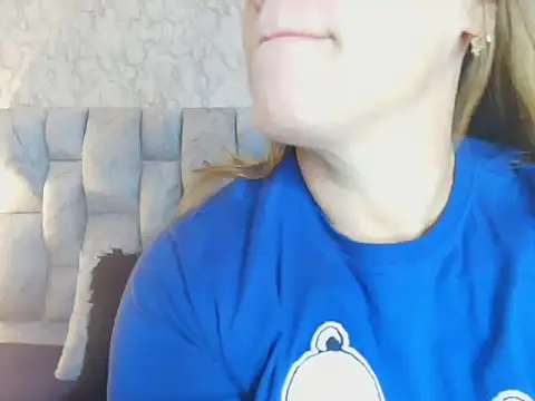 charlotte  G online show from 09/19/25, 11:25