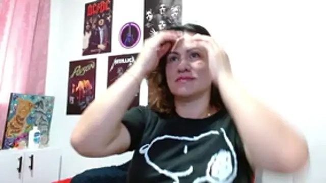 charlotte  G online show from 12/16/25, 06:12