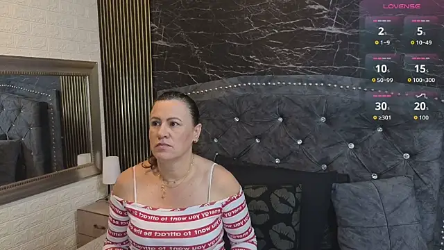 charlotte  G online show from 04/07/26, 10:39