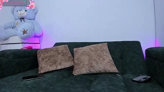 liz 25b online show from 02/22/26, 04:04