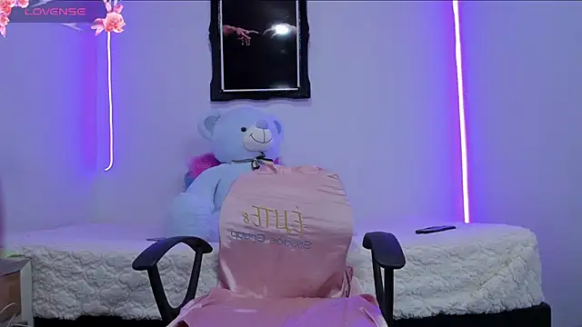 liz 25b online show from 11/14/25, 03:10