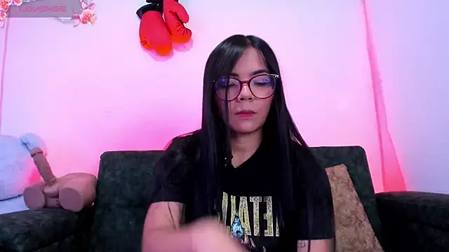 Snapshot of liz_25b chatting on 07/18/26, 04:10 liz 25b online show from 07/18/26, 04:10