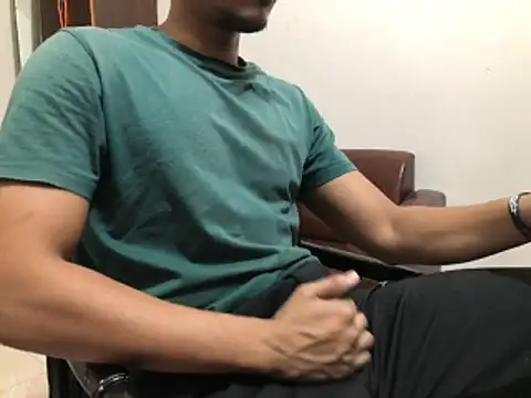Zeuhorny online show from 02/11/26, 12:16