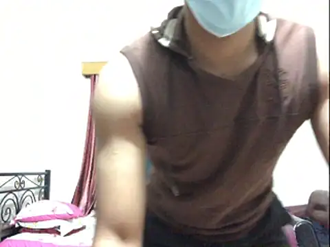 Zeuhorny online show from 05/30/26, 07:41