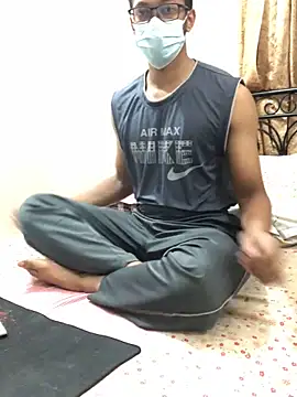 Zeuhorny online show from 09/25/25, 08:48