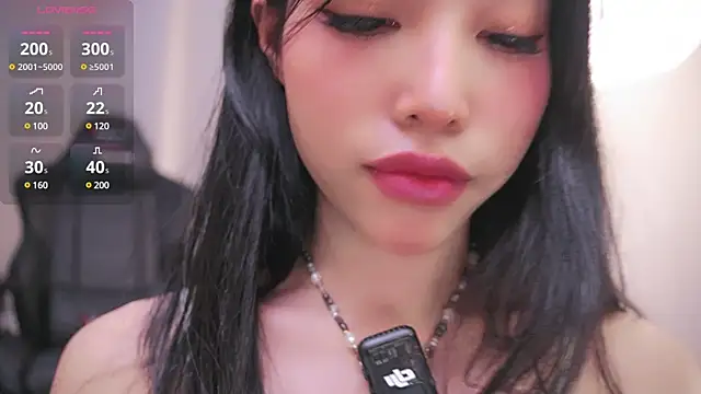 Miuzxc online show from 01/26/25, 11:39