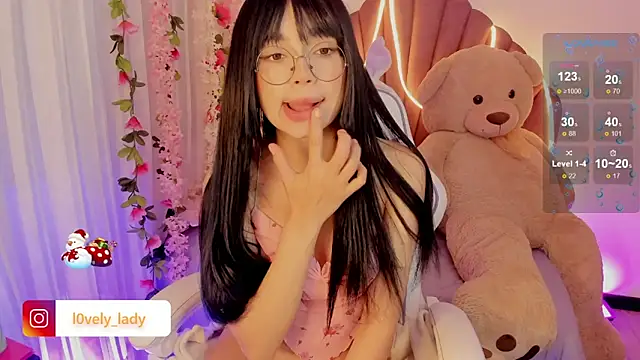 Snapshot of Lovely_celestte chatting on 12/14/24, 01:38 Lovely celestte online show from 12/14/24, 01:38