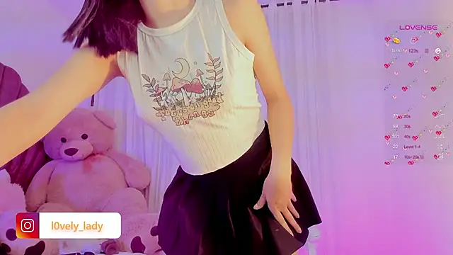 Snapshot of Lovely_celestte chatting on 03/11/25, 01:59 Lovely celestte online show from 03/11/25, 01:59