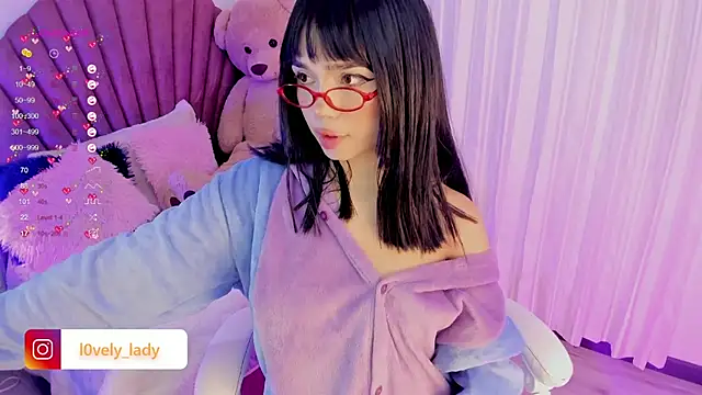 Snapshot of Lovely_celestte chatting on 03/12/25, 12:42 Lovely celestte online show from 03/12/25, 12:42