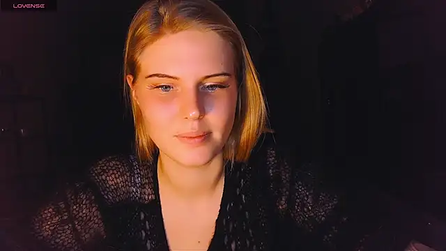 VoluptuousDreams online show from 03/02/25, 08:25