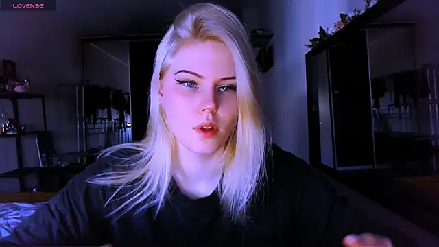 VoluptuousDreams online show from 03/09/25, 01:04