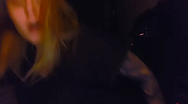 VoluptuousDreams online show from 12/21/24, 02:37