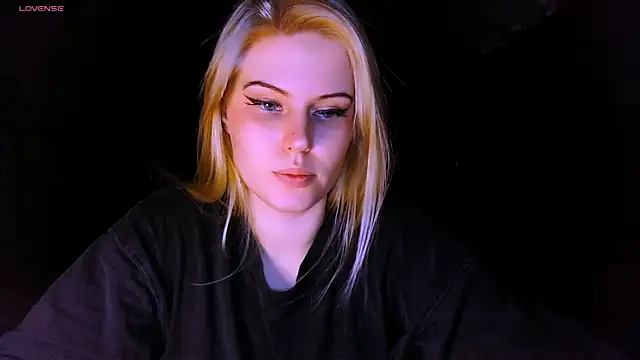 VoluptuousDreams online show from 03/09/25, 04:11