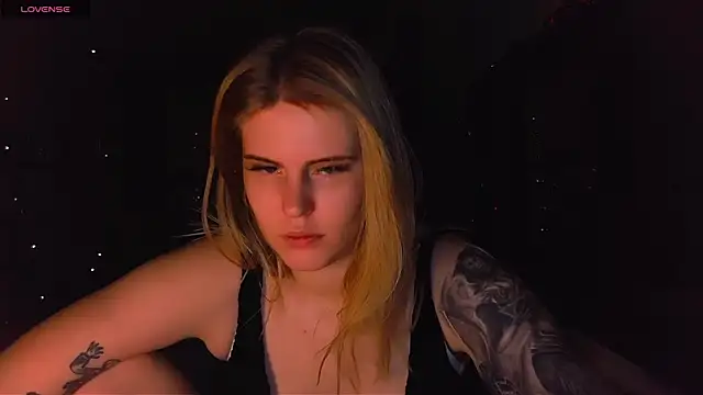 VoluptuousDreams online show from 02/01/25, 06:08