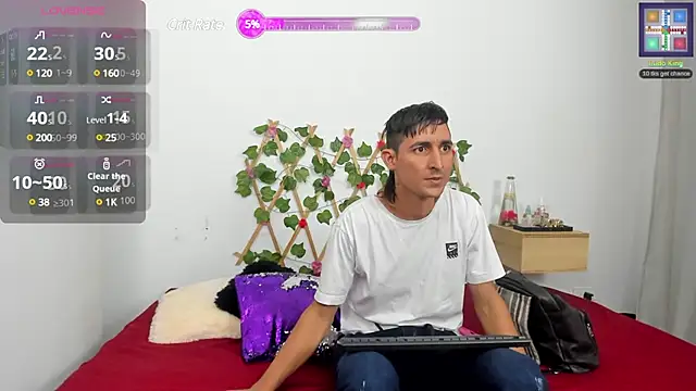 Snapshot of Zamu_1992 chatting on 03/07/25, 03:29 Zamu 1992 online show from 03/07/25, 03:29