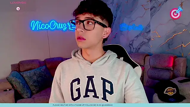 Niico Cruz online show from 02/25/26, 10:42