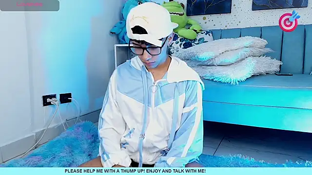 Snapshot of Niico_Cruz chatting on 03/08/25, 04:28 Niico Cruz online show from 03/08/25, 04:28