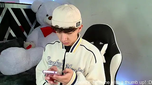 Snapshot of Niico_Cruz chatting on 02/02/25, 03:21 Niico Cruz online show from 02/02/25, 03:21