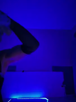 kandyloves online show from 04/11/26, 10:19