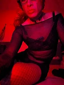 Snapshot of kandyloves chatting on 10/22/25, 09:53 kandyloves online show from 10/22/25, 09:53