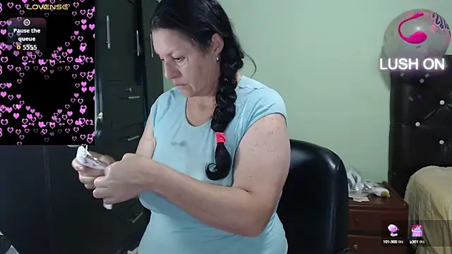 hairyglad69 online show from 09/19/25, 02:43