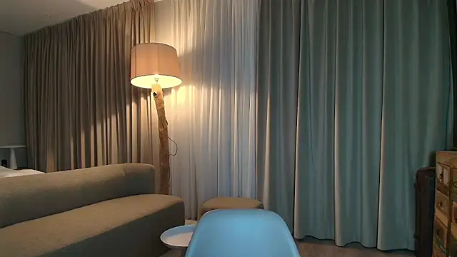 shayblonde online show from 11/26/25, 07:47