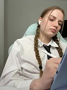 StellaLawless online show from 03/08/26, 02:04