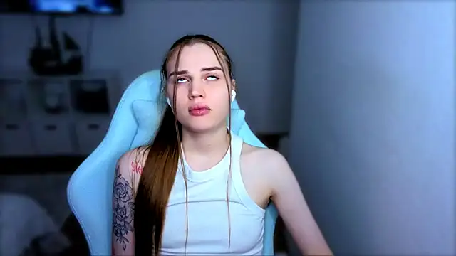 StellaLawless online show from 11/08/25, 07:39