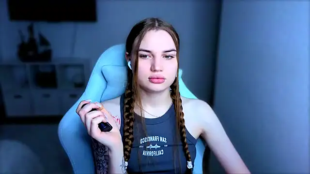 StellaLawless online show from 11/27/25, 08:42