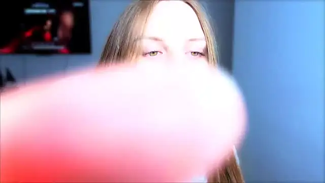 StellaLawless online show from 04/12/26, 07:39