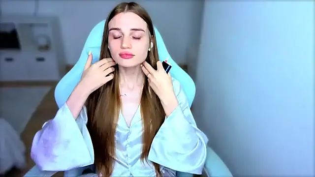 StellaLawless online show from 09/15/25, 08:53