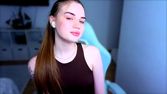 StellaLawless online show from 12/20/25, 07:50