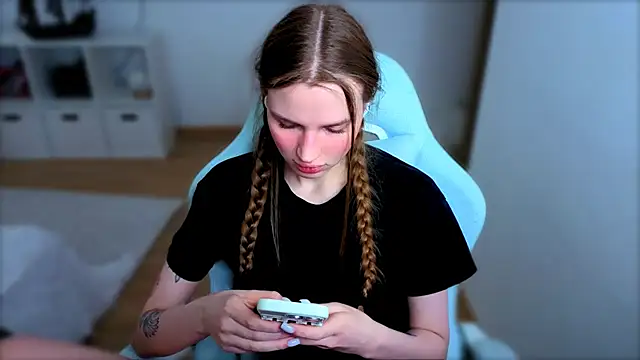 StellaLawless online show from 02/21/26, 11:01