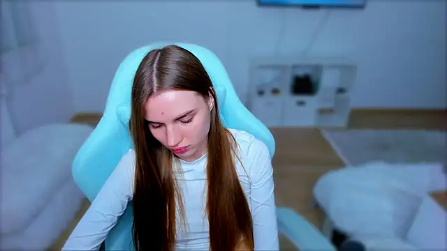 StellaLawless online show from 03/17/25, 10:51