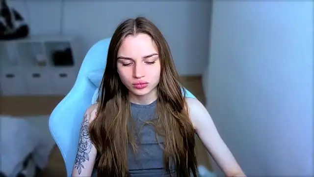 StellaLawless online show from 10/20/25, 11:00