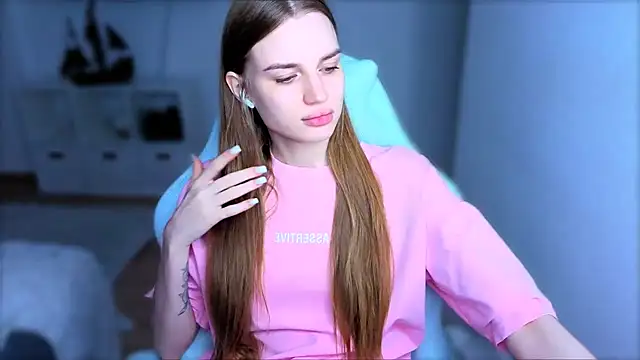 StellaLawless online show from 10/18/25, 01:57