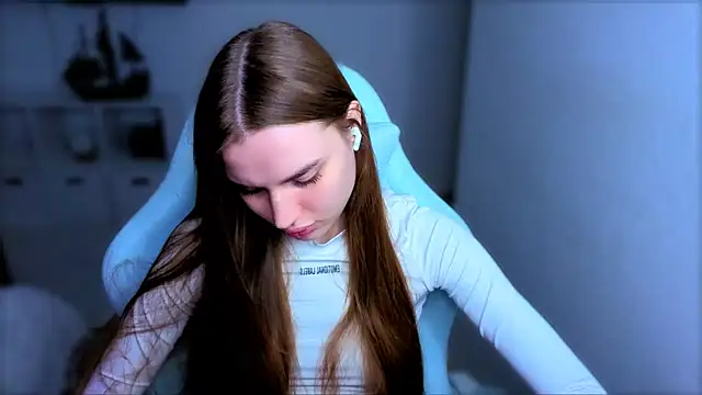 StellaLawless online show from 10/29/25, 04:06