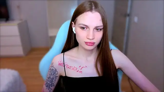 StellaLawless online show from 05/07/26, 07:50