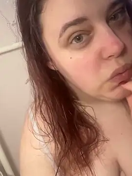 Snapshot of Vikkancs_X chatting on 02/05/26, 02:24 Vikkancs X online show from 02/05/26, 02:24