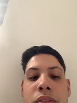 Snapshot of matheuszk_007 chatting on 10/18/25, 05:15 matheuszk 007 online show from 10/18/25, 05:15