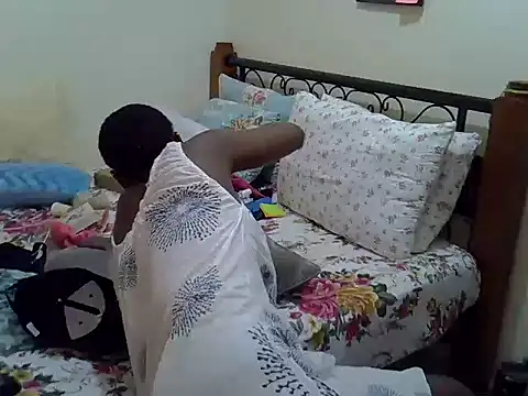 Snapshot of Sweet_Bear chatting on 02/08/26, 06:49 Sweet Bear online show from 02/08/26, 06:49