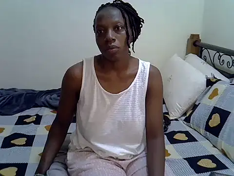 Sweet Bear online show from 09/30/25, 01:55
