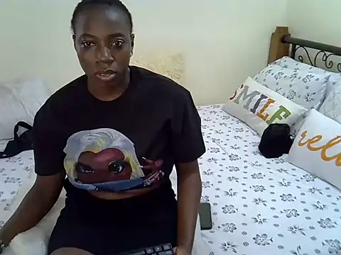 Snapshot of Sweet_Bear chatting on 02/15/26, 09:08 Sweet Bear online show from 02/15/26, 09:08