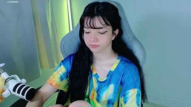Snapshot of stephybrown chatting on 10/13/25, 12:45 stephybrown online show from 10/13/25, 12:45