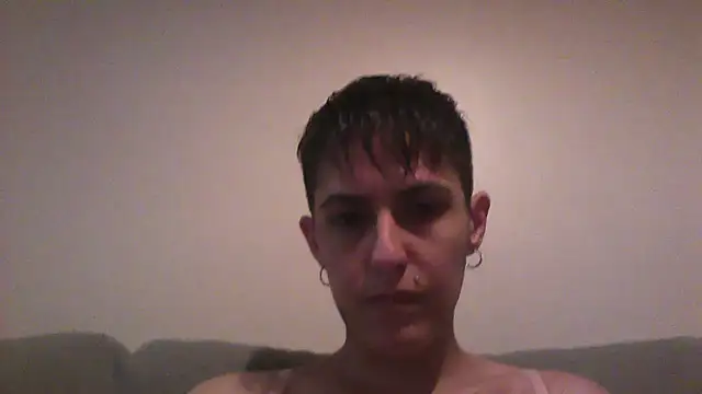 Snapshot of nickfxx chatting on 10/25/25, 10:43 nickfxx online show from 10/25/25, 10:43