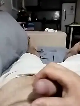 danielsafado222 online show from 11/14/25, 12:58