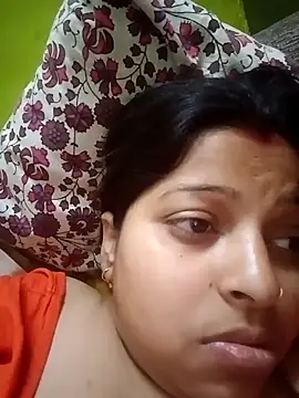 Snapshot of Payel-sharma chatting on 03/01/25, 01:43 Payel-sharma online show from 03/01/25, 01:43