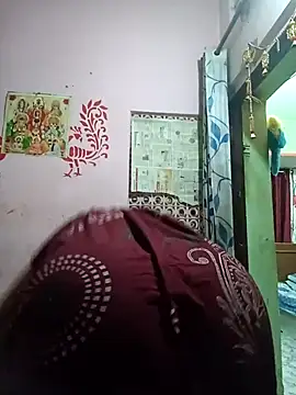 Snapshot of Payel-sharma chatting on 03/03/25, 04:10 Payel-sharma online show from 03/03/25, 04:10