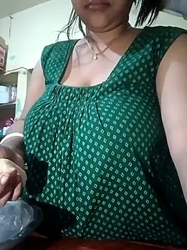 Snapshot of Payel-sharma chatting on 02/22/25, 05:02 Payel-sharma online show from 02/22/25, 05:02